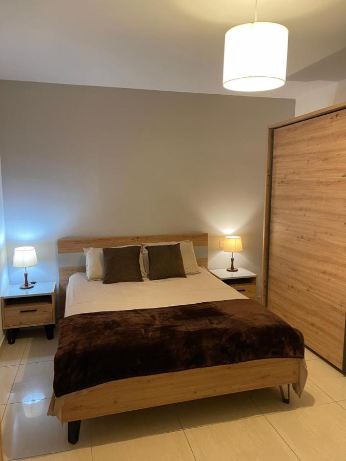 Spinola Bay - Beatiful 3-double Bed Near In Prime Location *