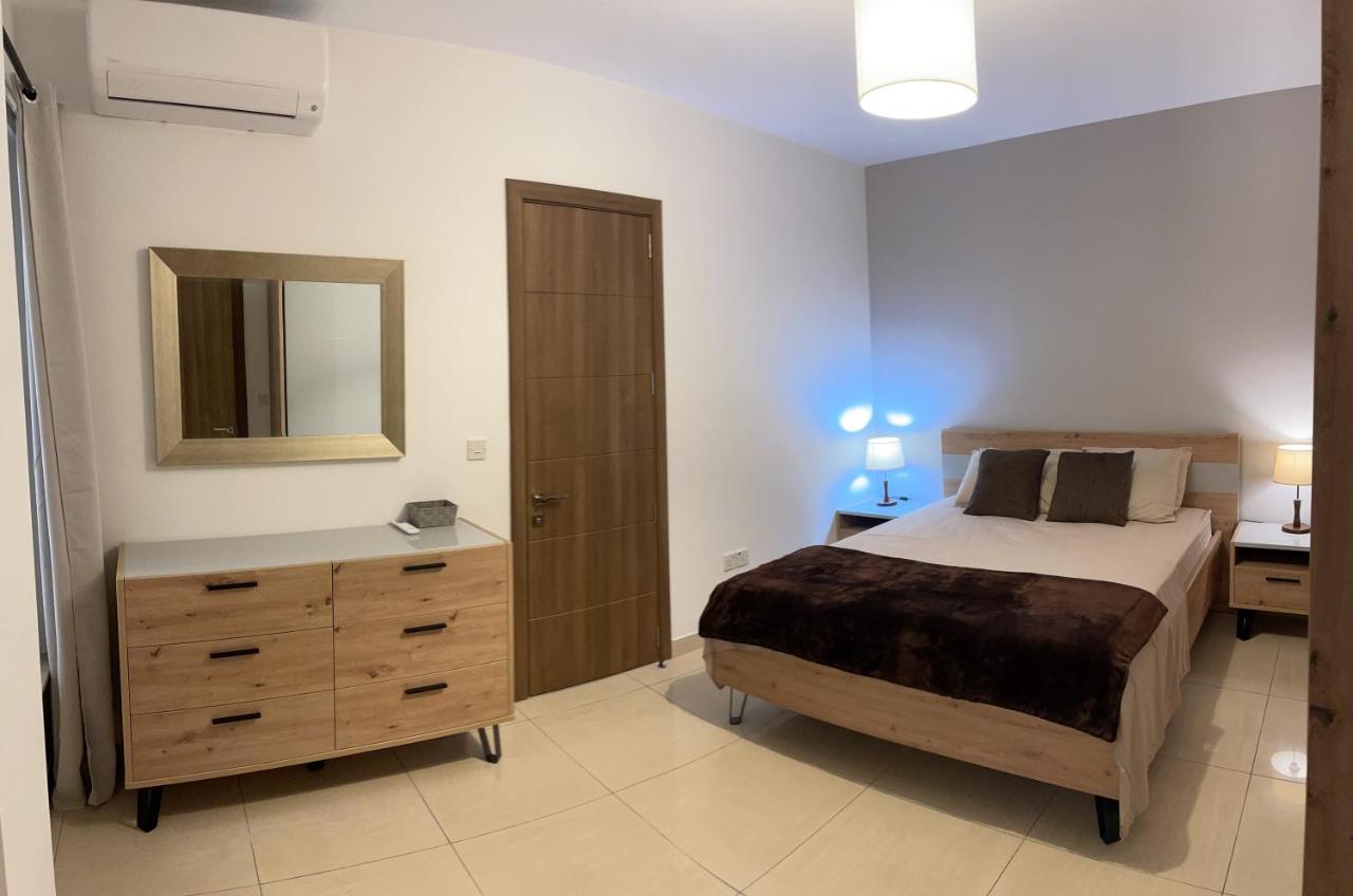 Apartment Spinola Bay - Beatiful 3-double Bed Near In Prime Location