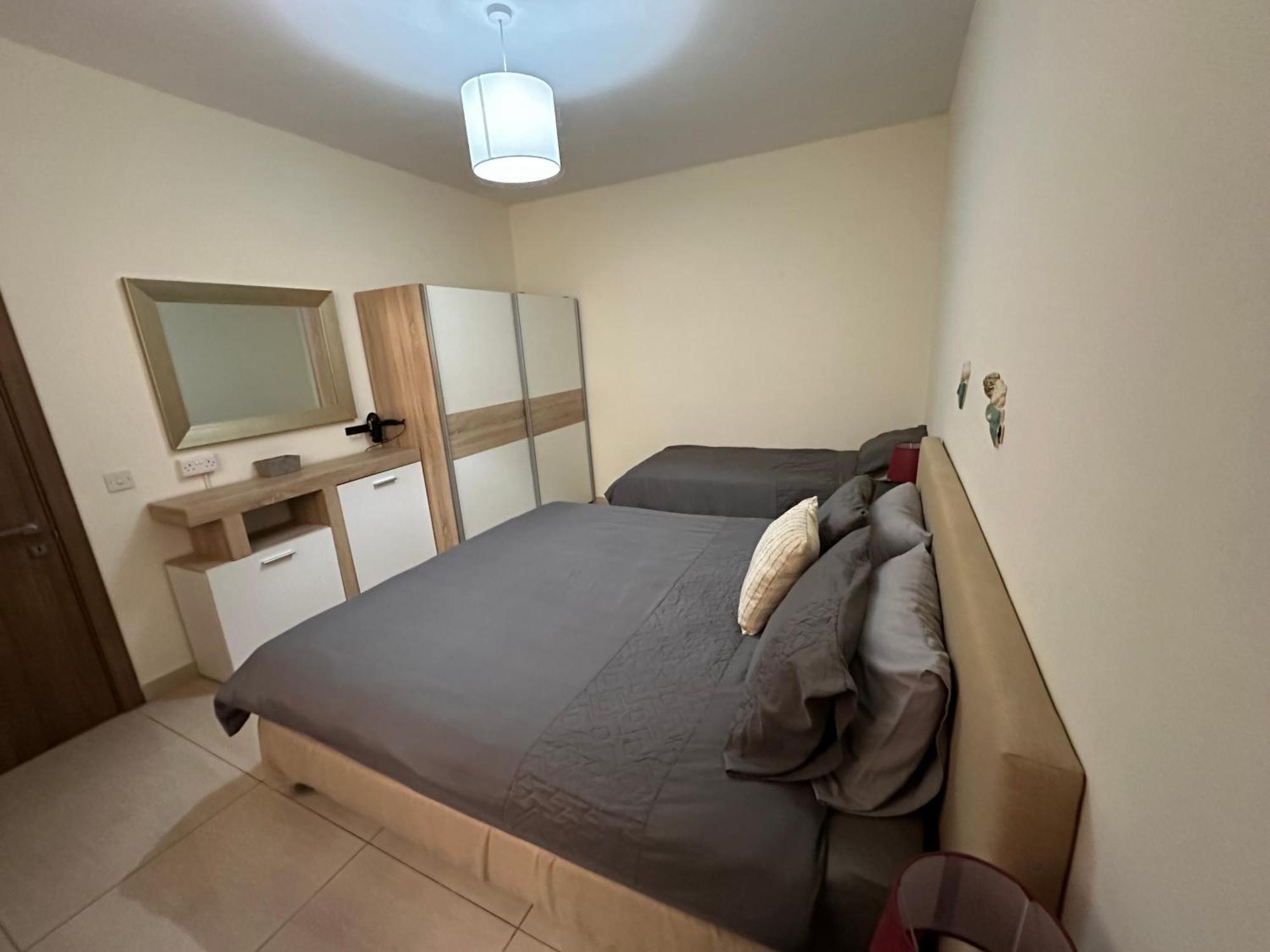 Spinola Bay - Beatiful 3-double Bed Near In Prime Location Apartment